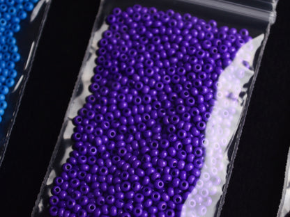 Preciosa Round Starter Beading Pack Kit for creating Loom Bracelets with 10/0 beads size