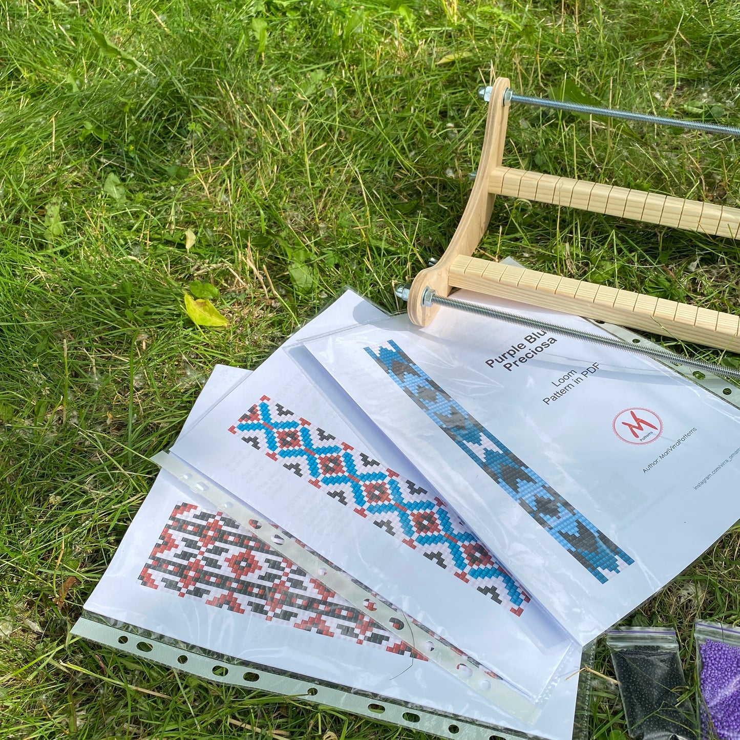 Light Bead Loom Kit - Everything you need to start loom weaving